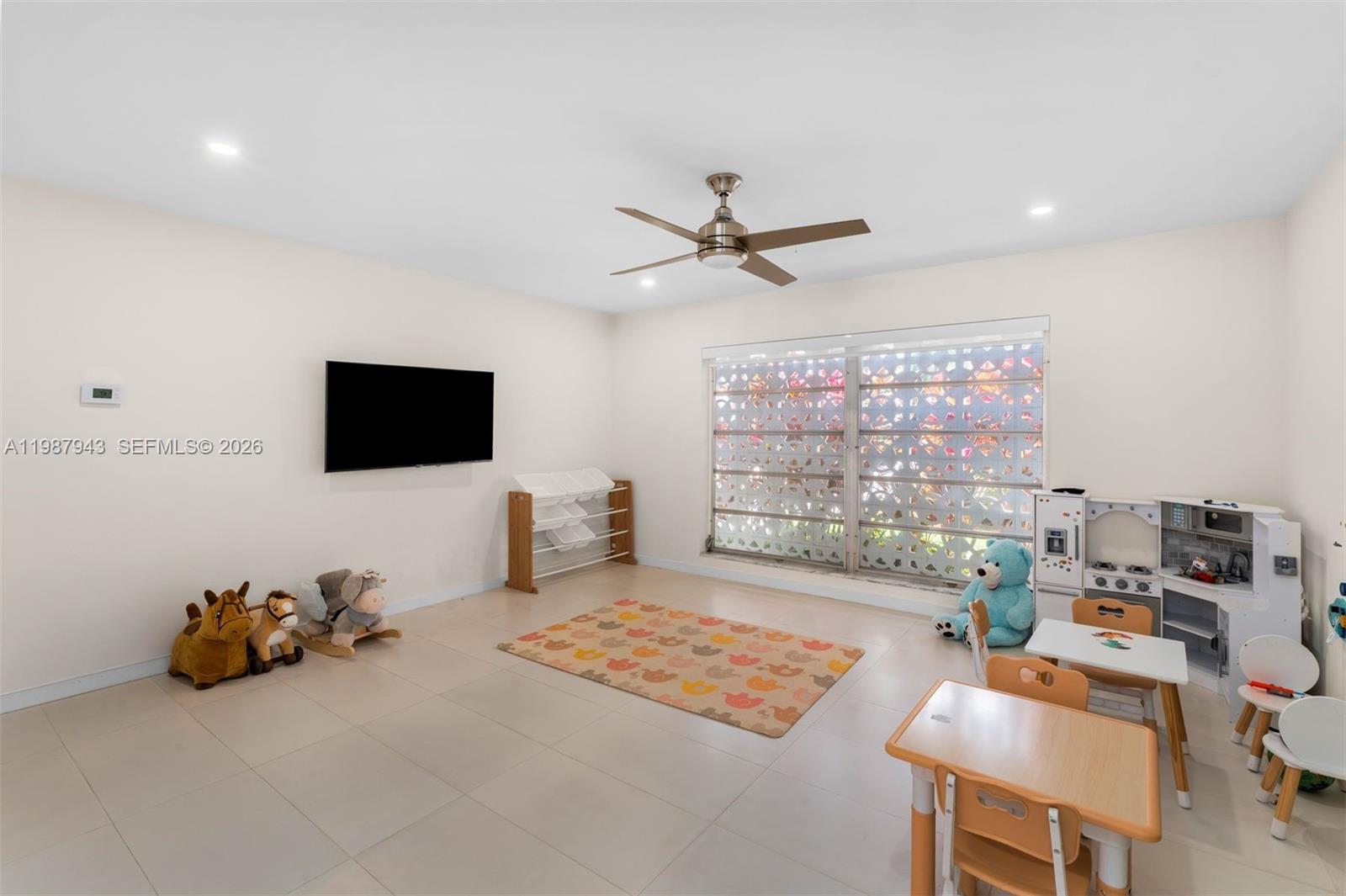 DIPLOMAT GOLF ESTATES ADD - Residential