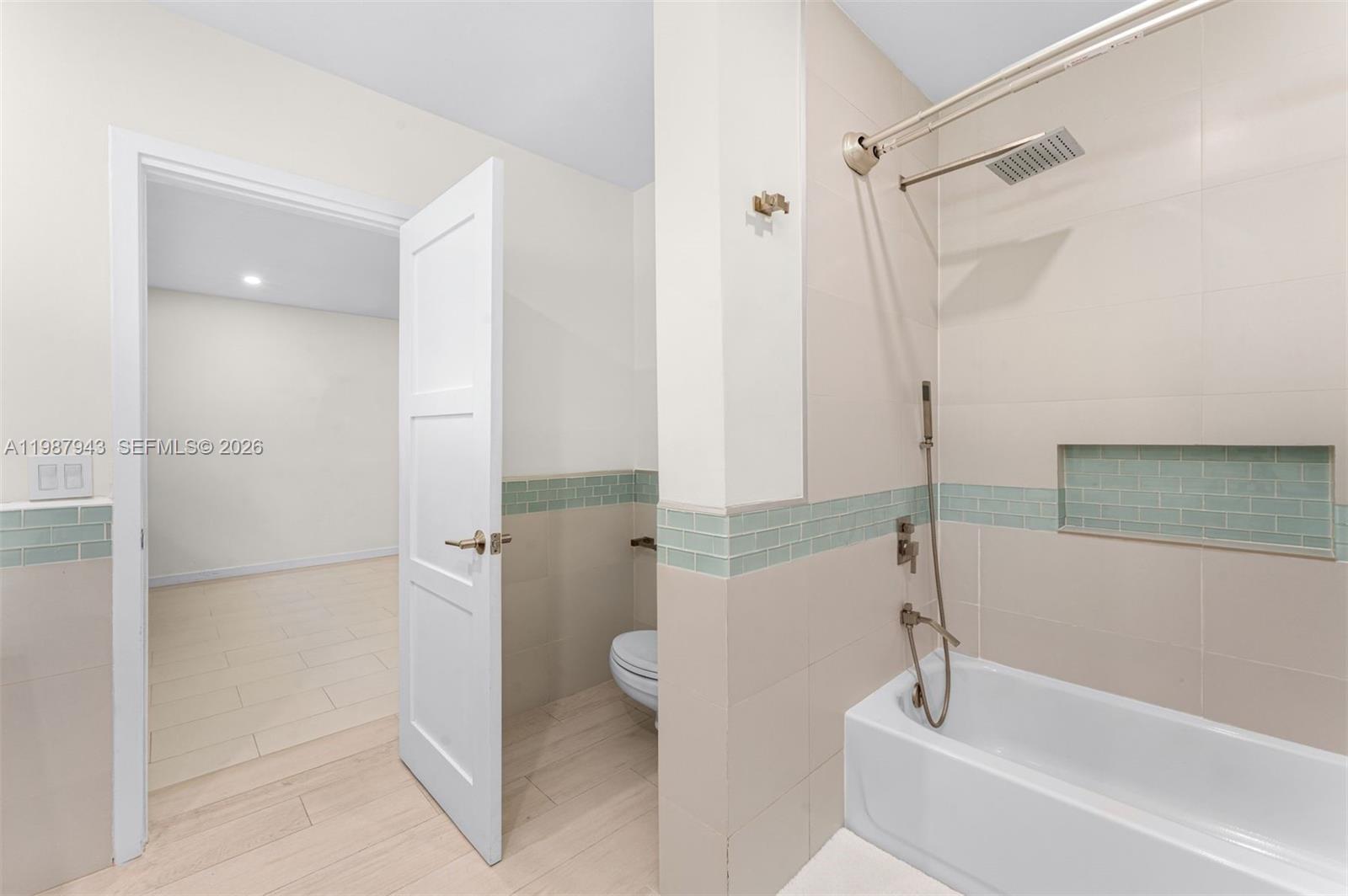 DIPLOMAT GOLF ESTATES ADD - Residential