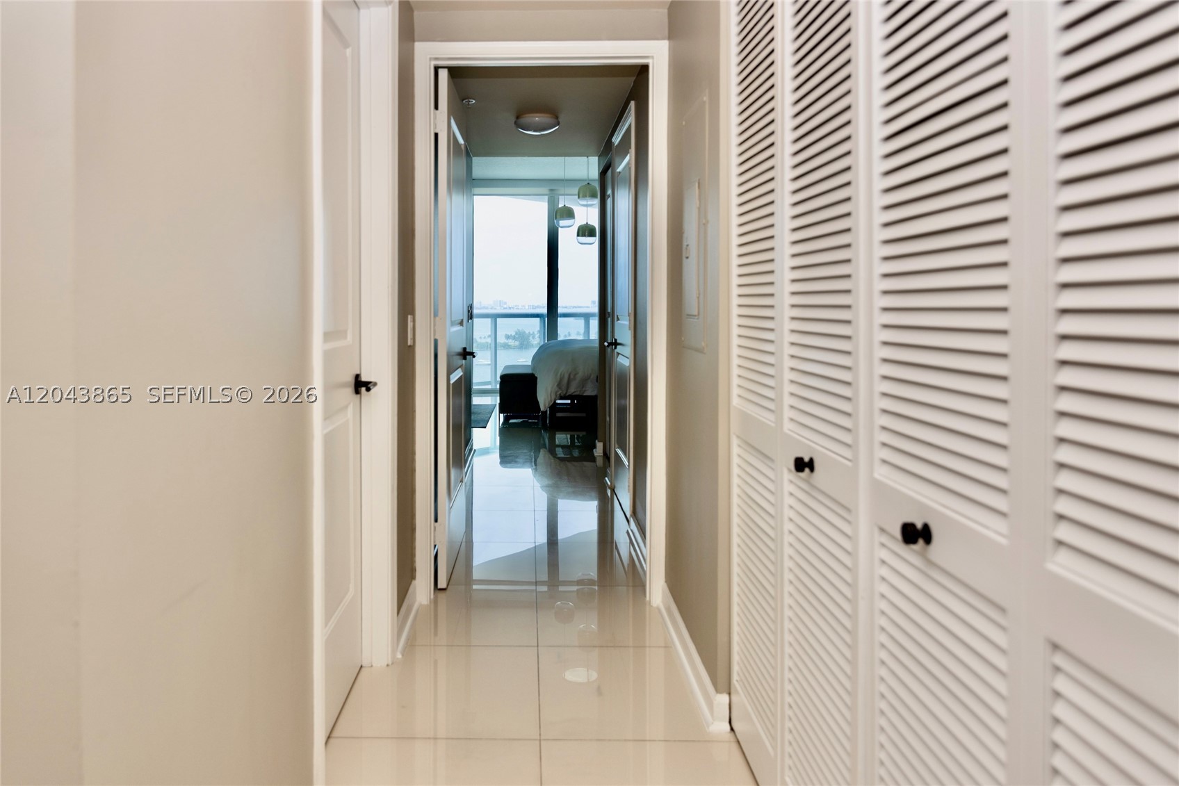 Platinum CONDO - Residential