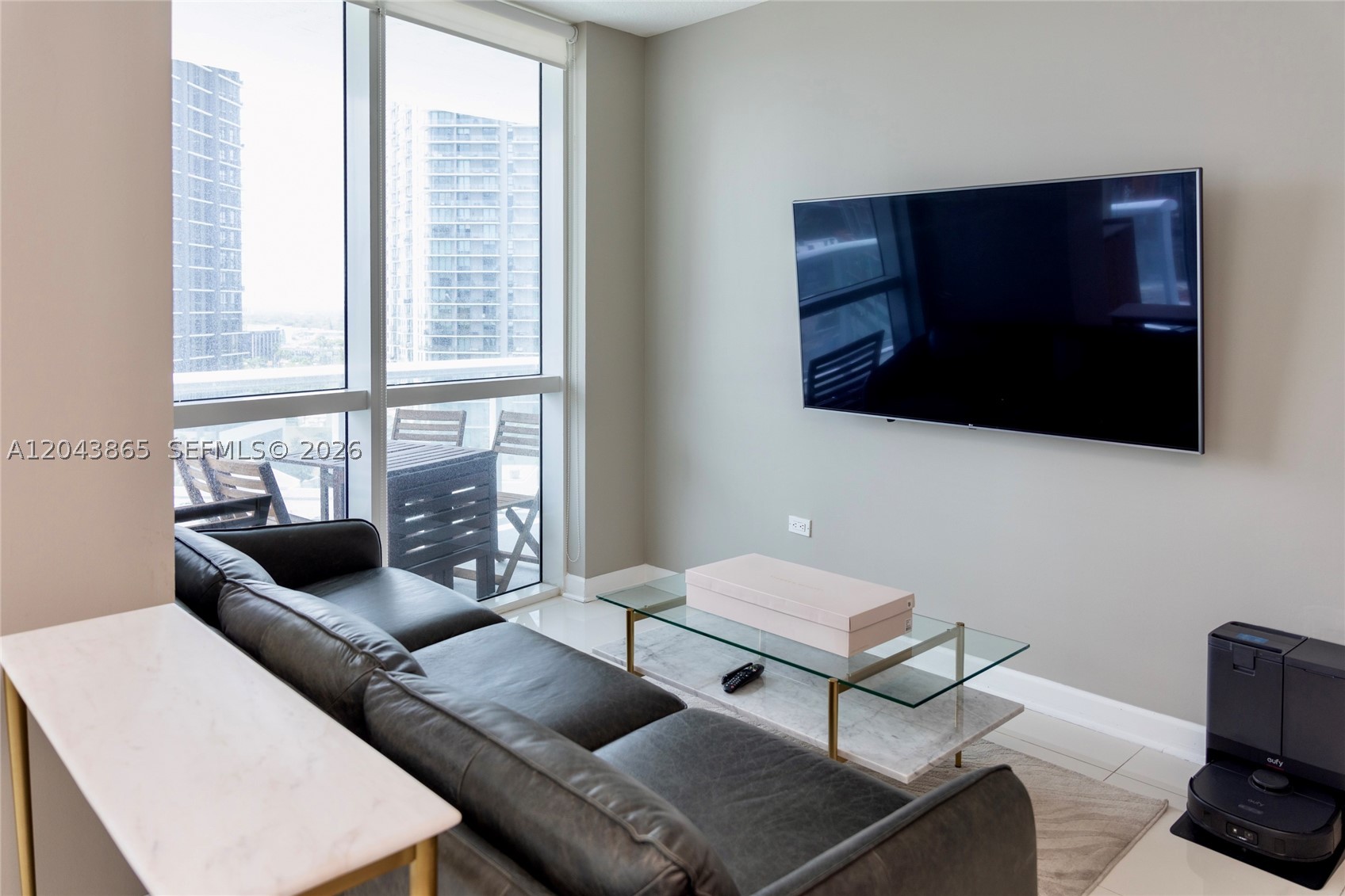 Platinum CONDO - Residential