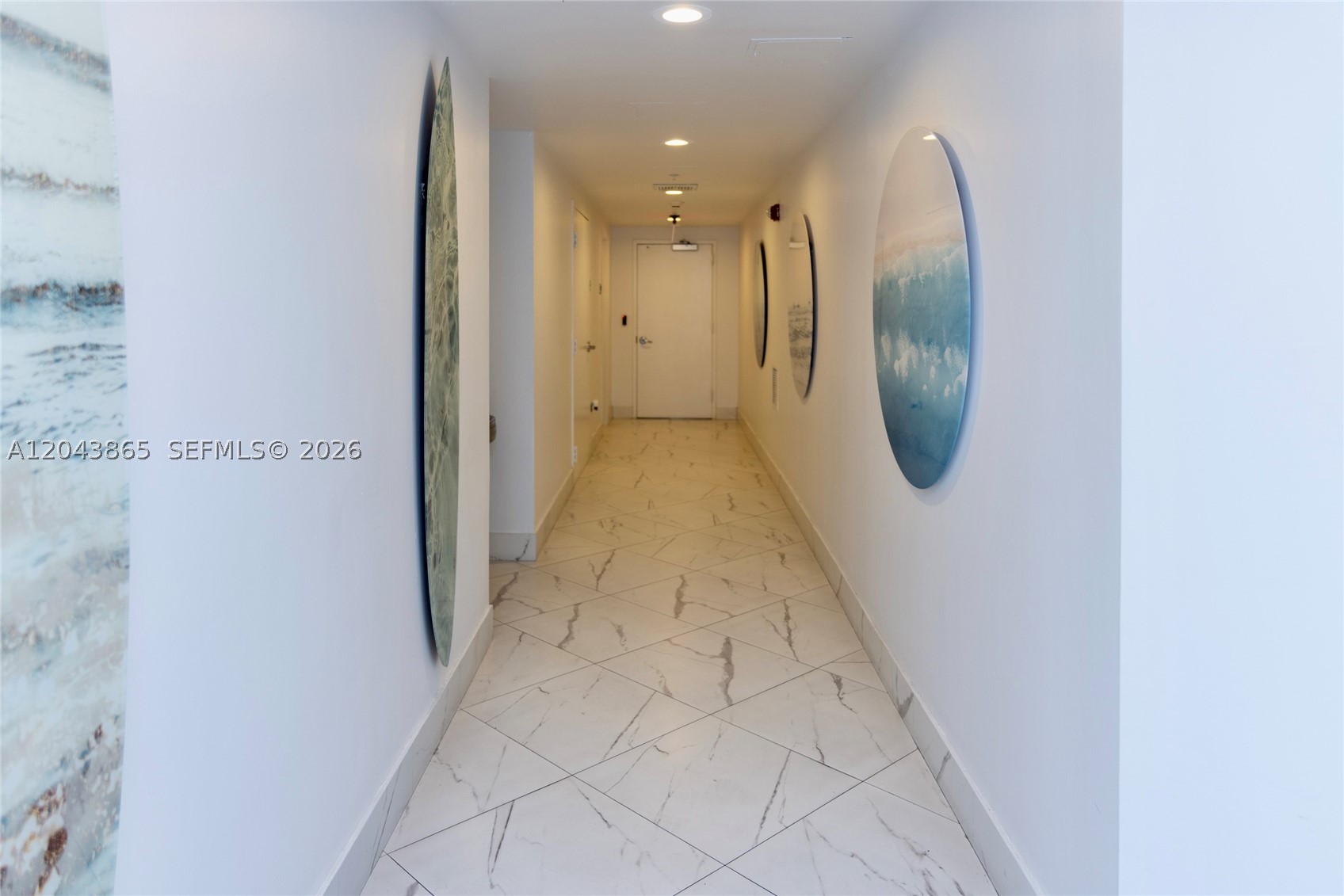 Platinum CONDO - Residential