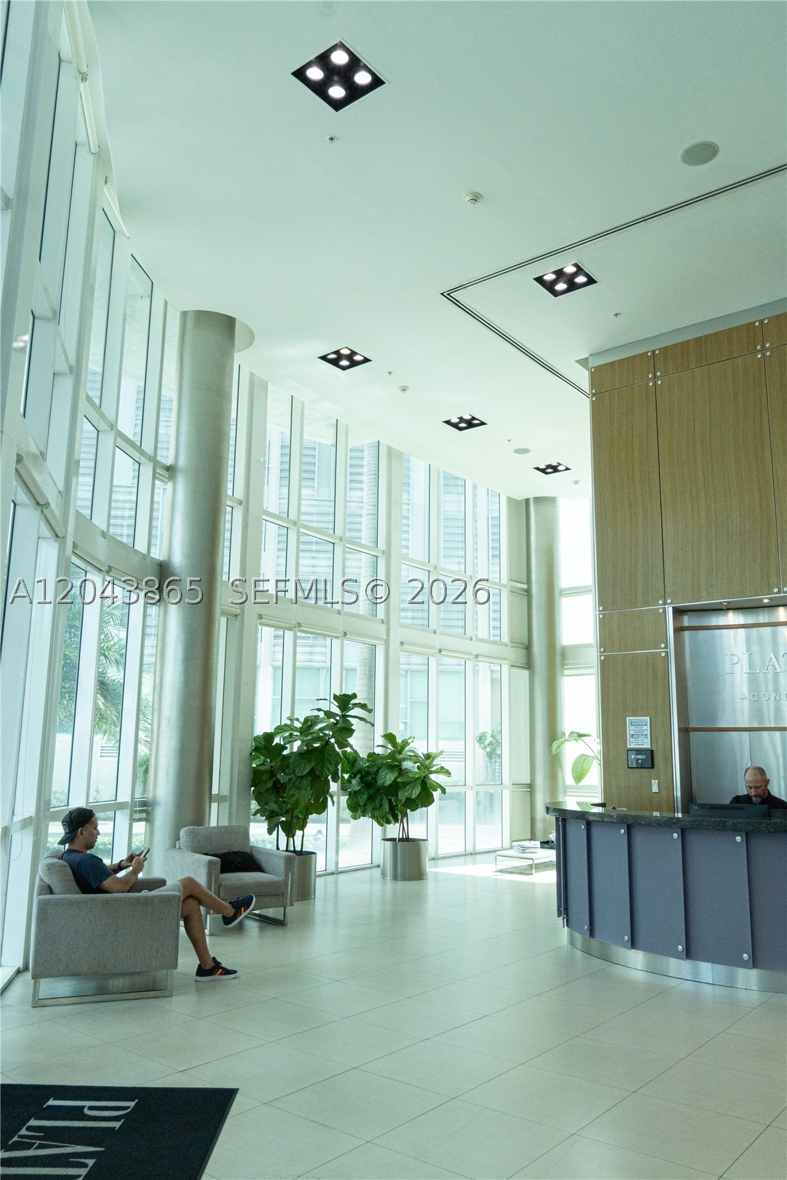 Platinum CONDO - Residential