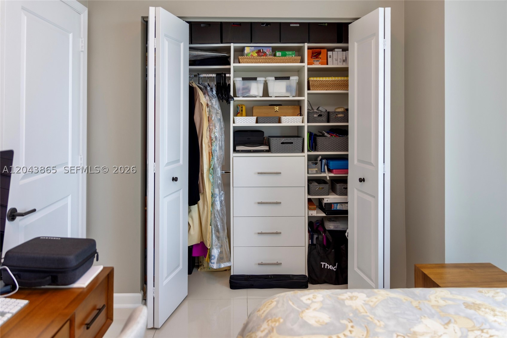 Platinum CONDO - Residential