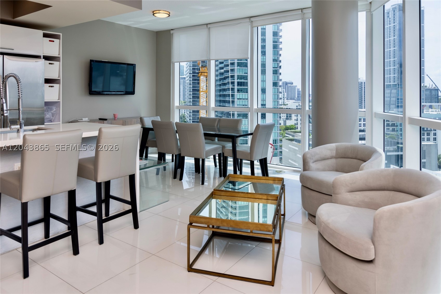 Platinum CONDO - Residential