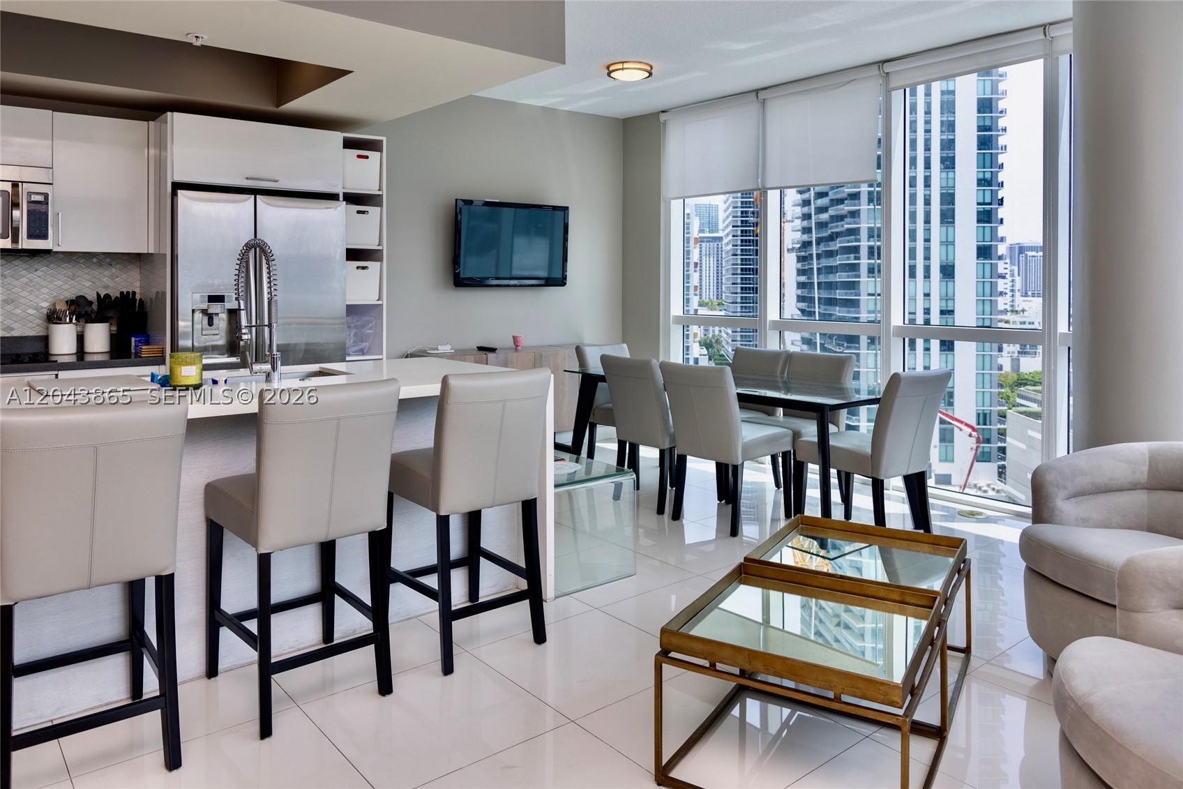 Platinum CONDO - Residential