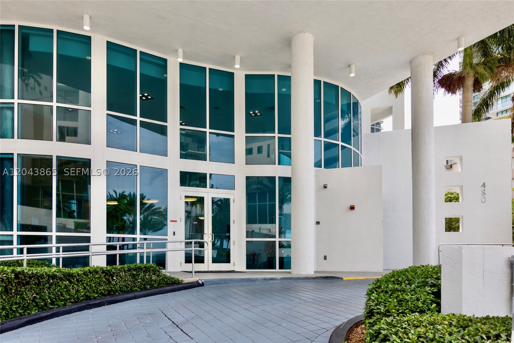 Platinum CONDO - Residential