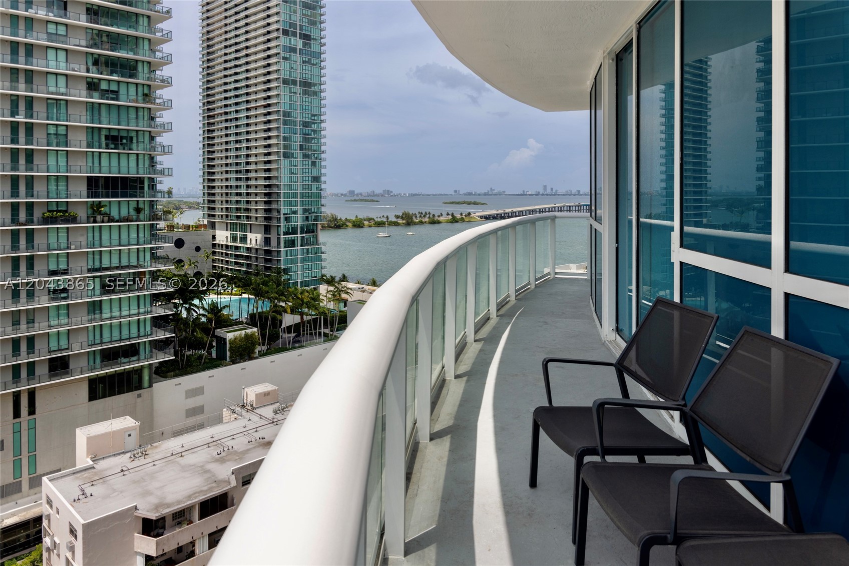 Platinum CONDO - Residential