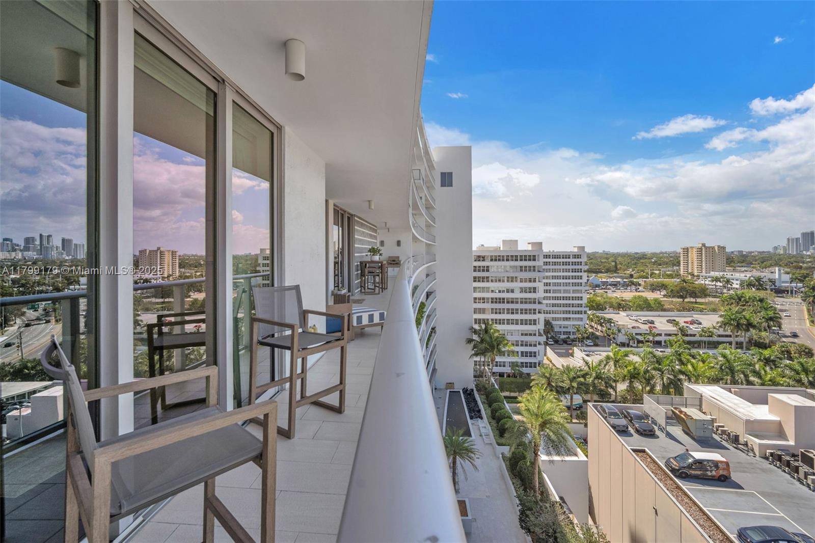 RIVA CONDOMINIUM - Residential