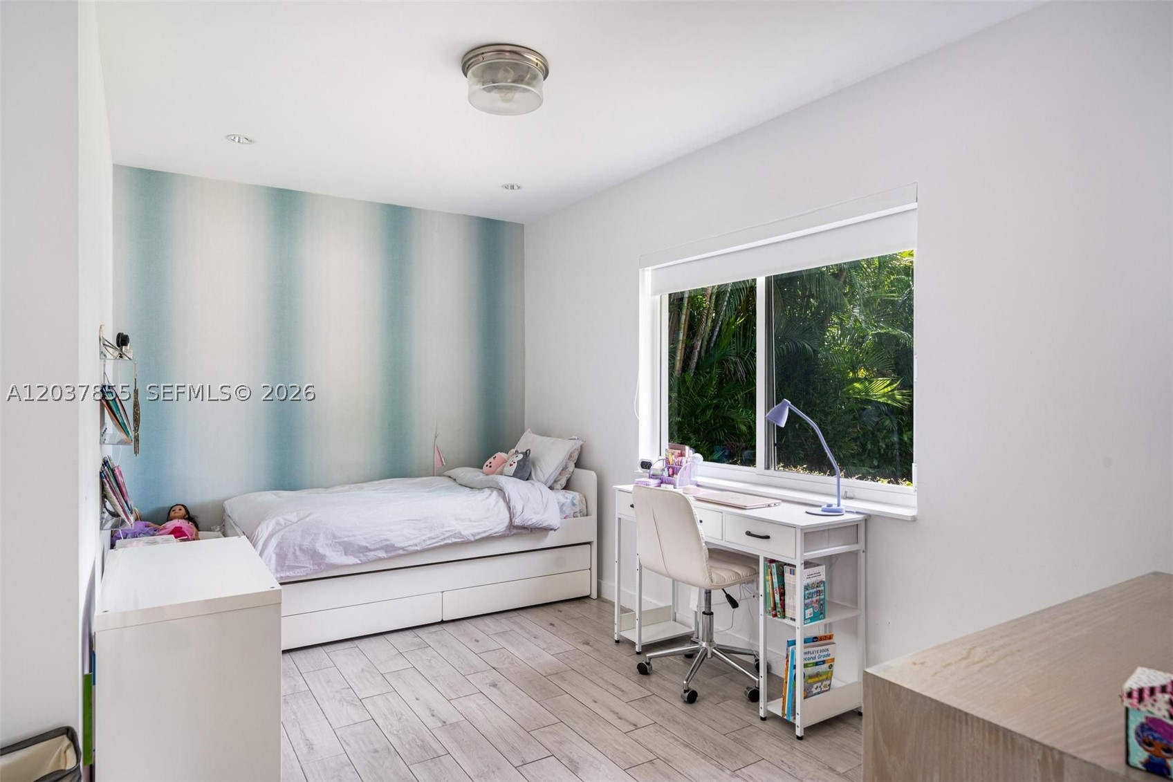 BISCAYNE POINT - Residential Lease