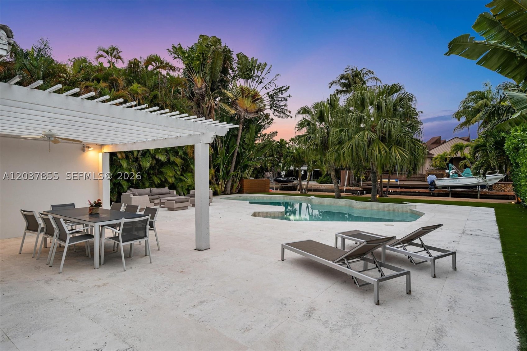 BISCAYNE POINT - Residential Lease