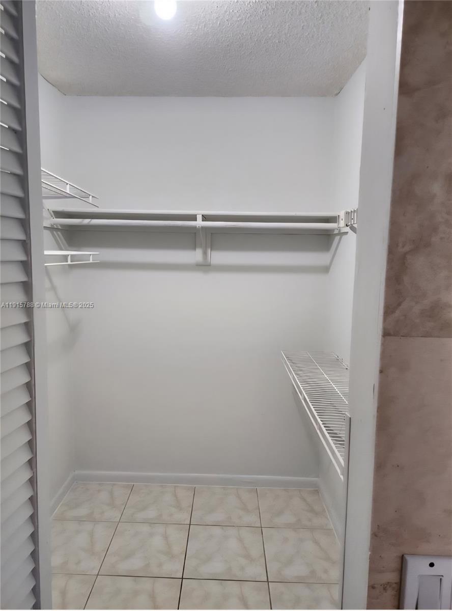CARIBBEAN BREEZE CONDO - Residential