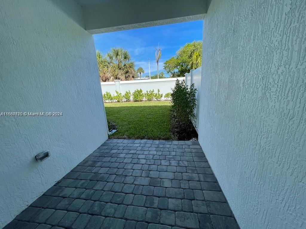 DEERFIELD CROSSING - Residential Lease