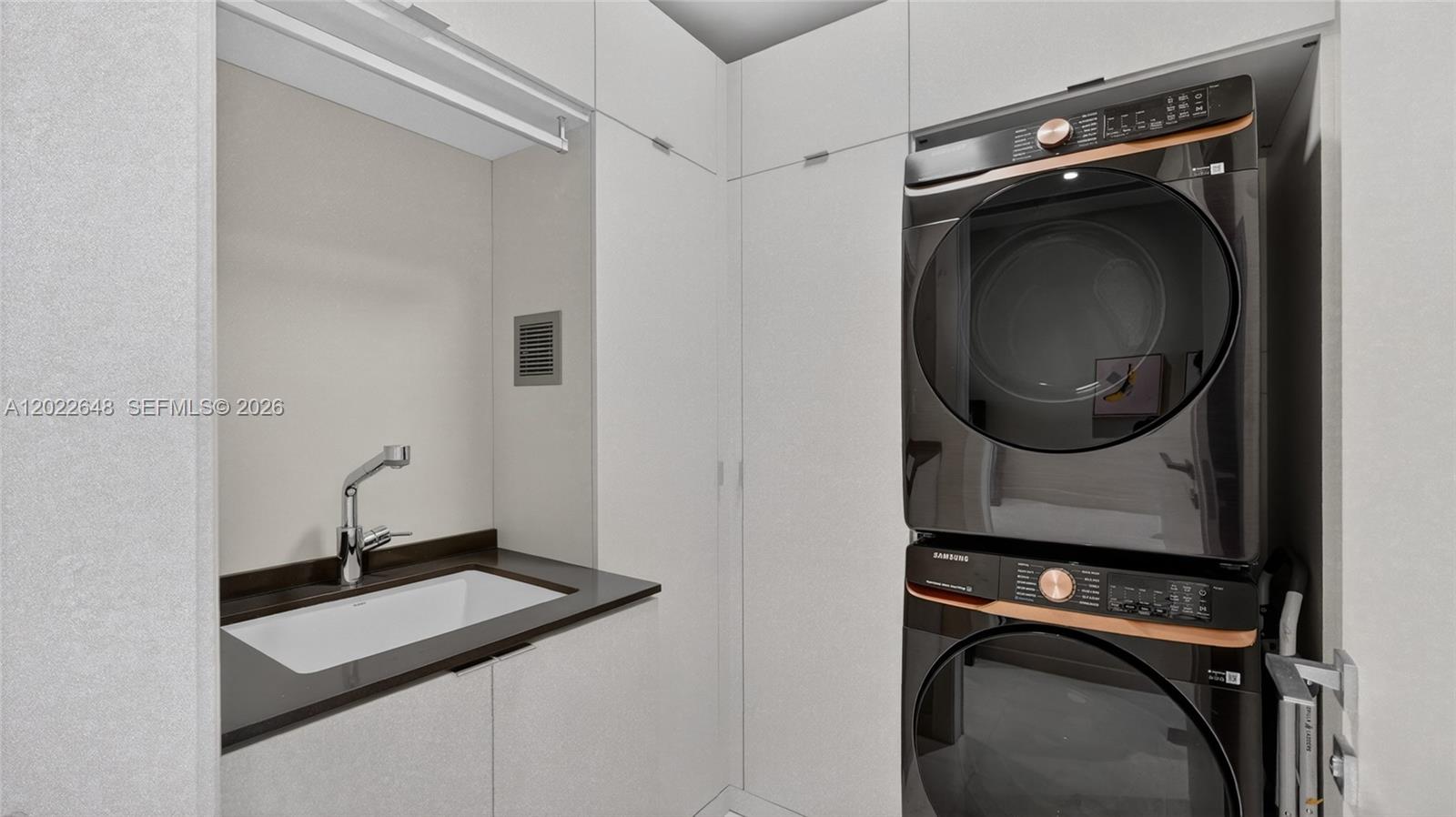ASTON MARTIN RESIDENCES - Residential Lease