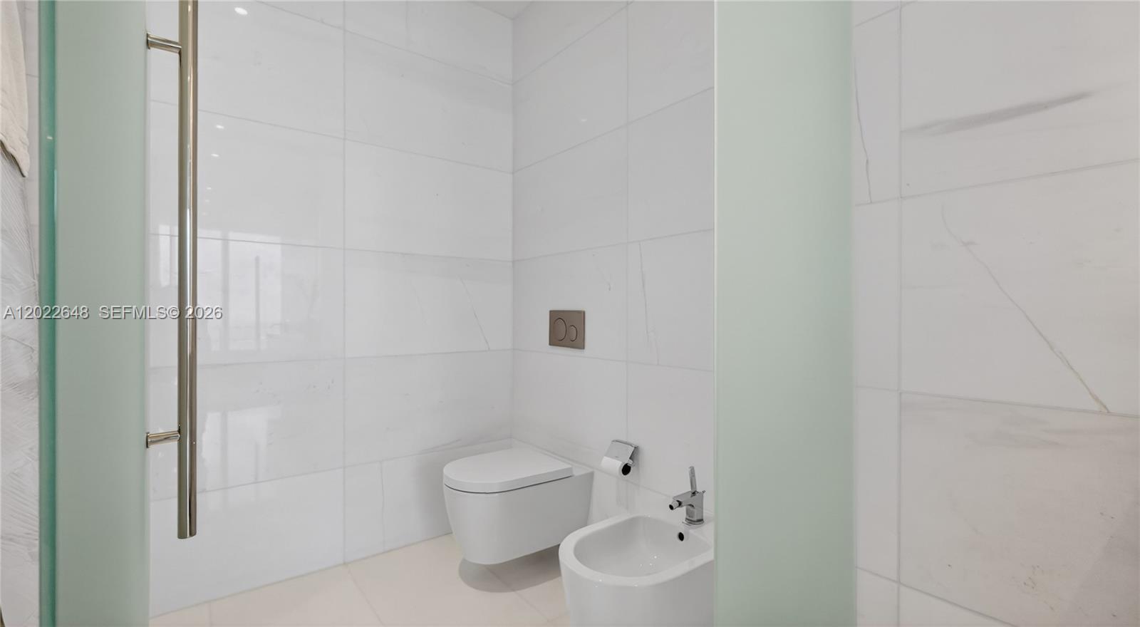 ASTON MARTIN RESIDENCES - Residential Lease