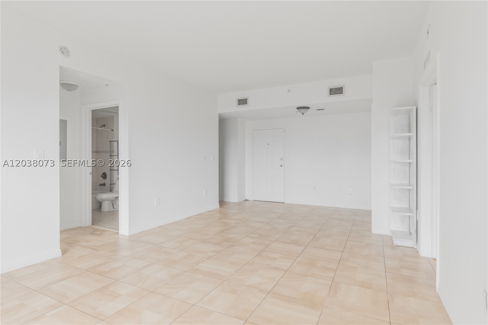 GRANADA GRAND CONDO - Residential Lease