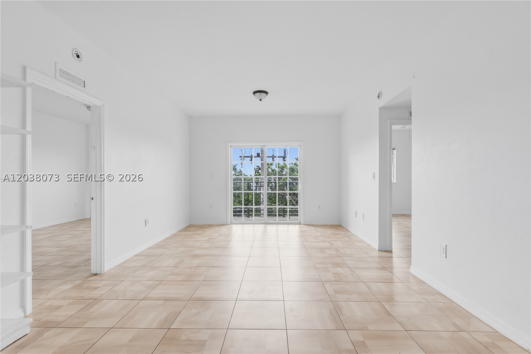 GRANADA GRAND CONDO - Residential Lease