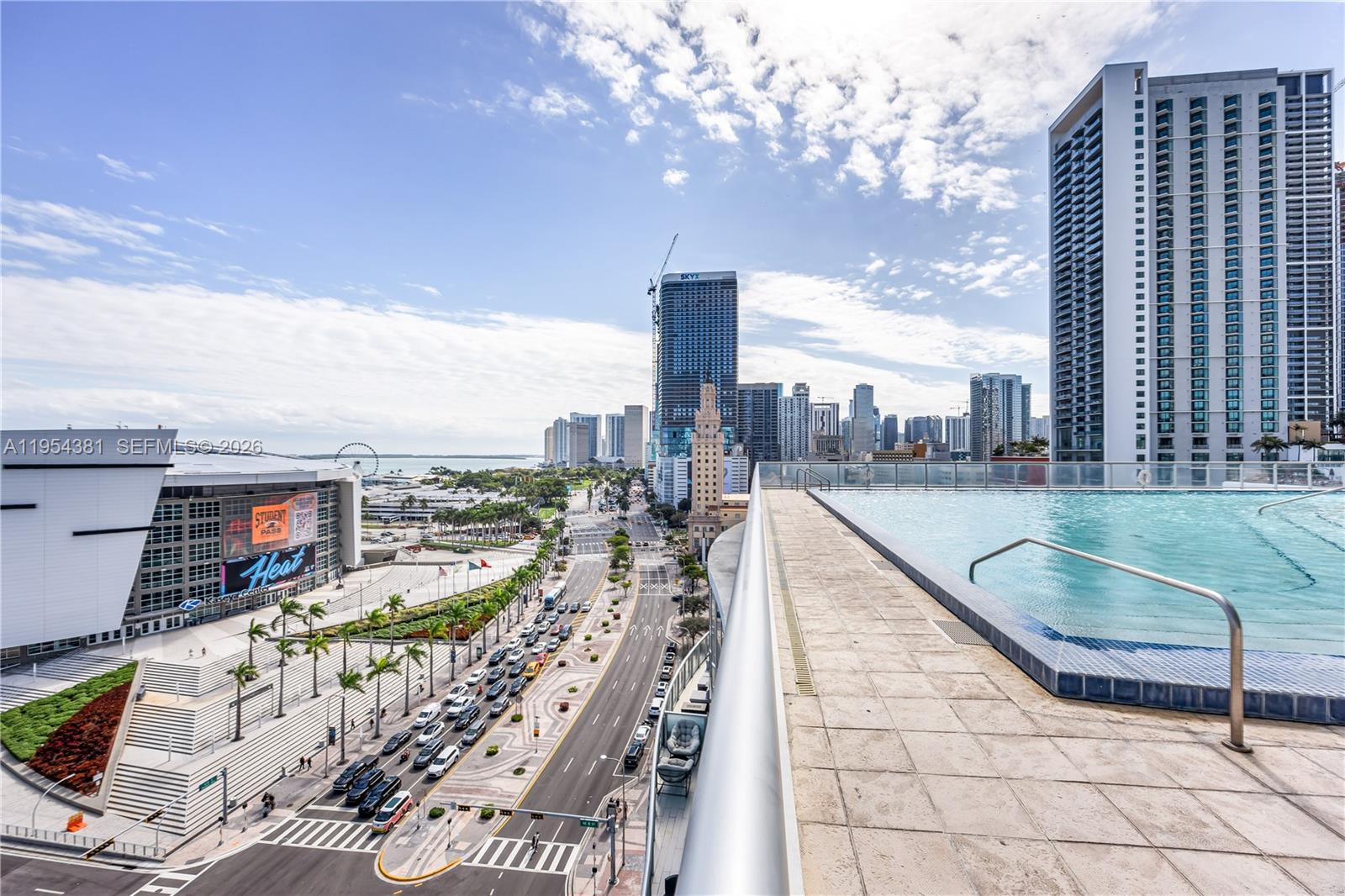 MARINABLUE CONDO - Residential