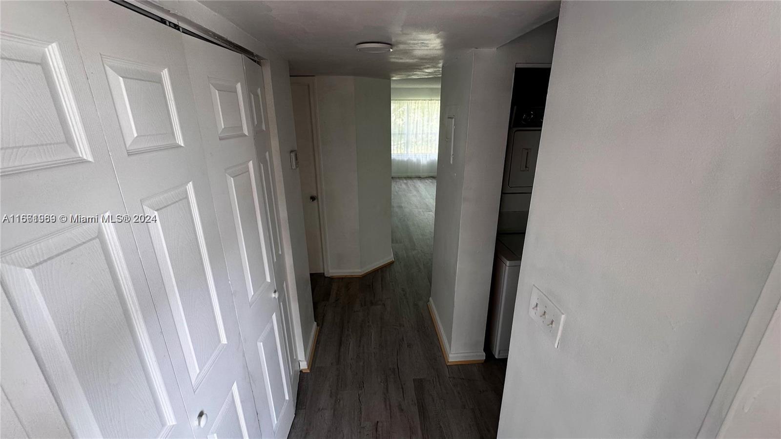 LAKEWOOD VILLAGE - Residential Lease