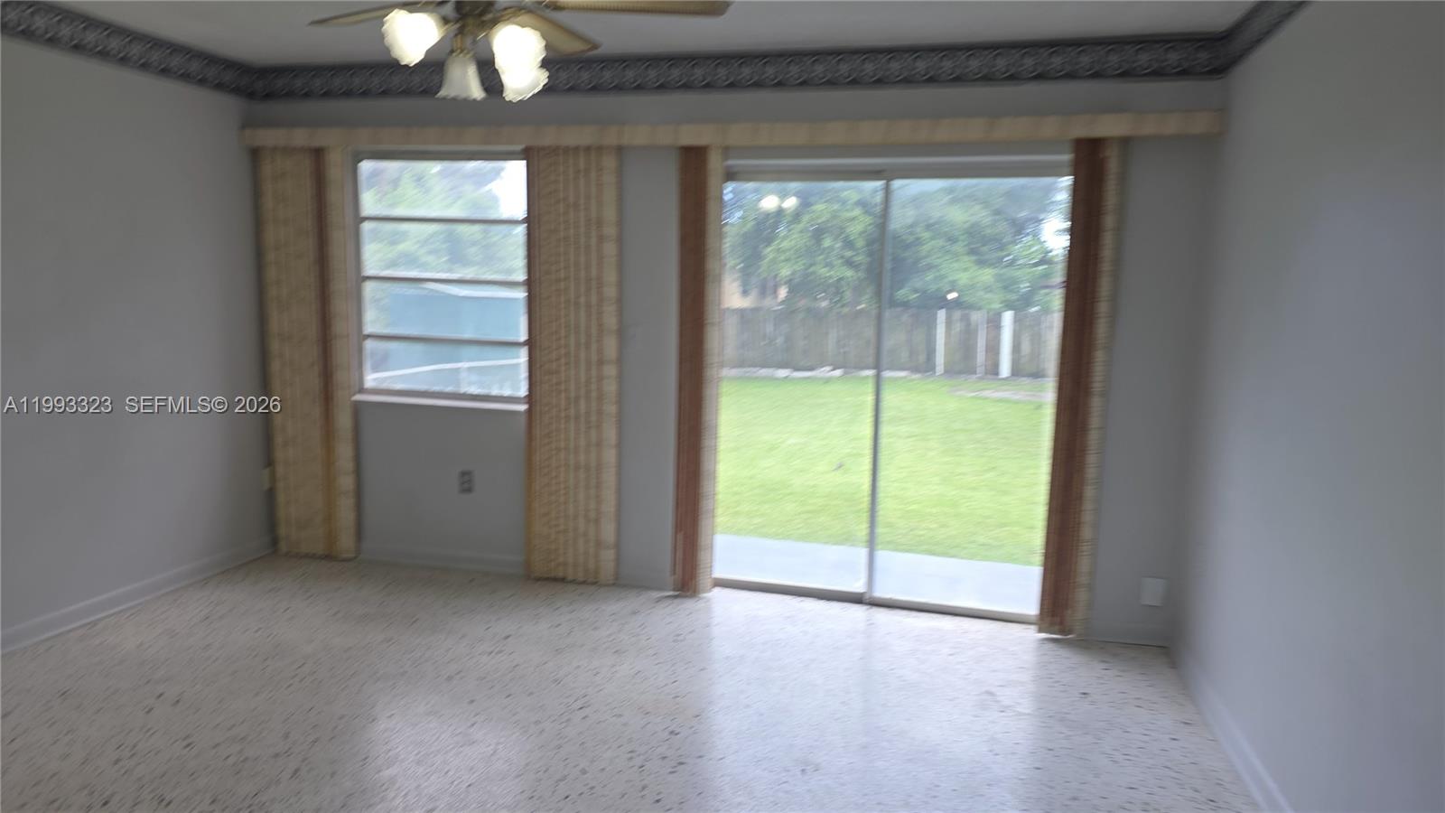RIVERSIDE MANOR - Residential