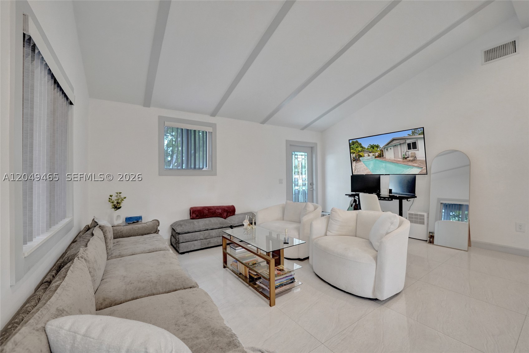 MARSHALLS EVERGLADES - Residential Lease