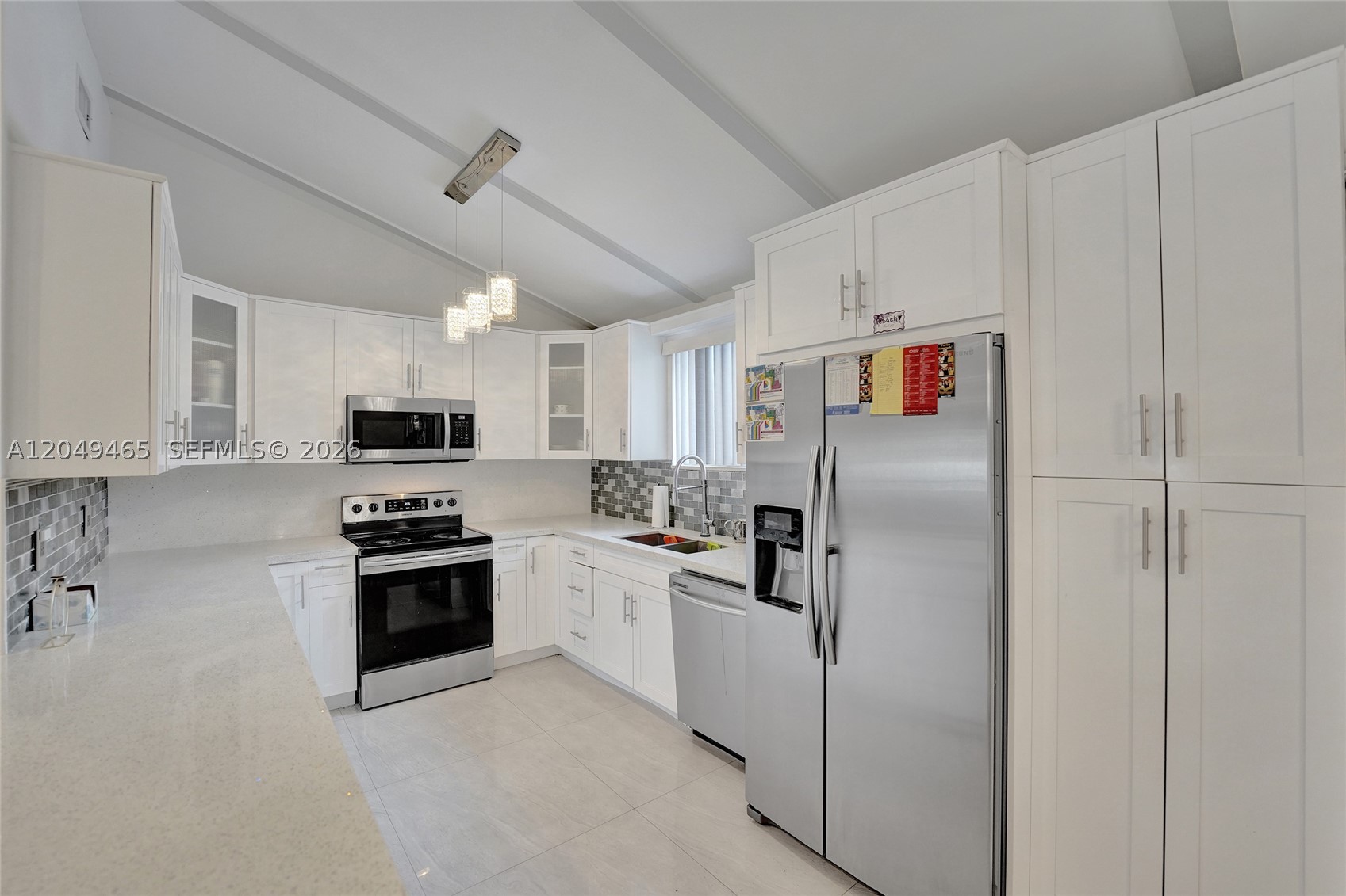 MARSHALLS EVERGLADES - Residential Lease