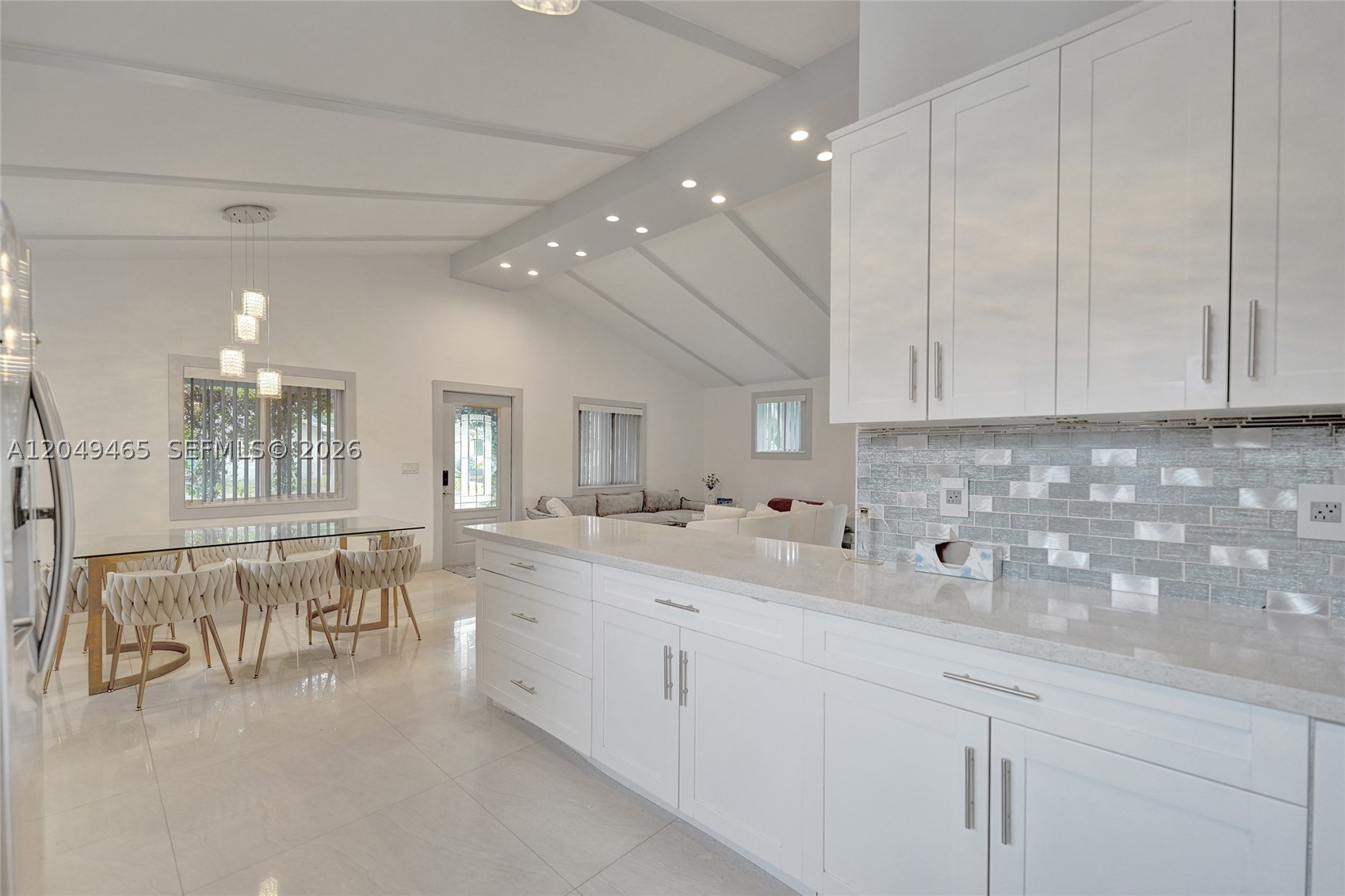 MARSHALLS EVERGLADES - Residential Lease