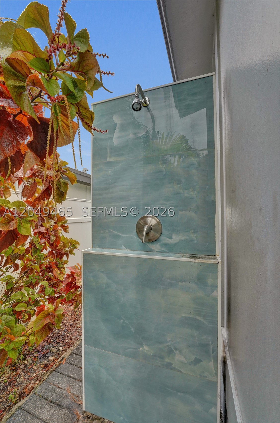 MARSHALLS EVERGLADES - Residential Lease