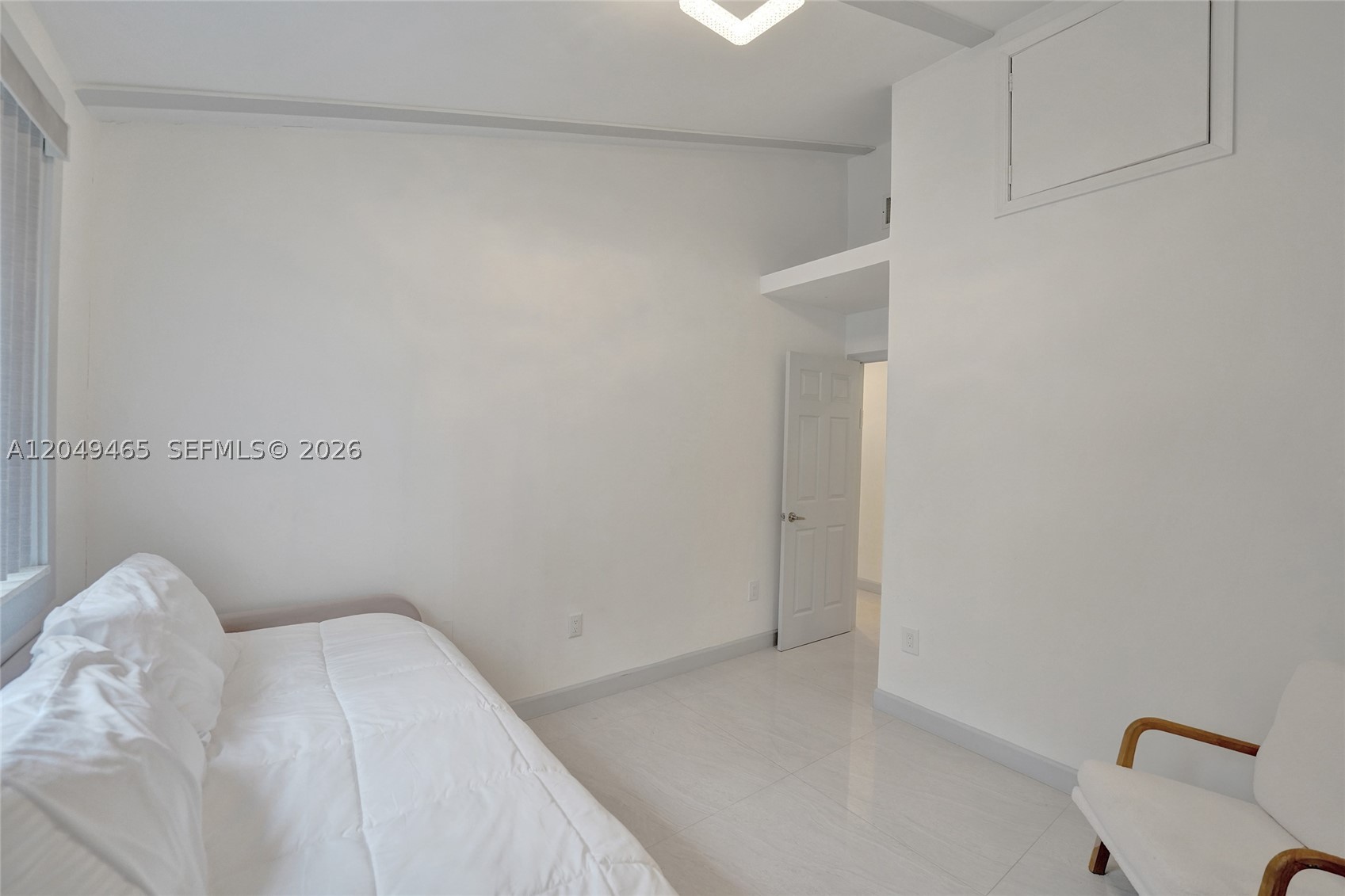 MARSHALLS EVERGLADES - Residential Lease