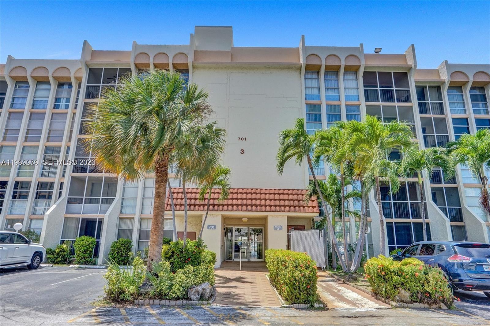 DESOTO PARK CONDO - Residential Lease