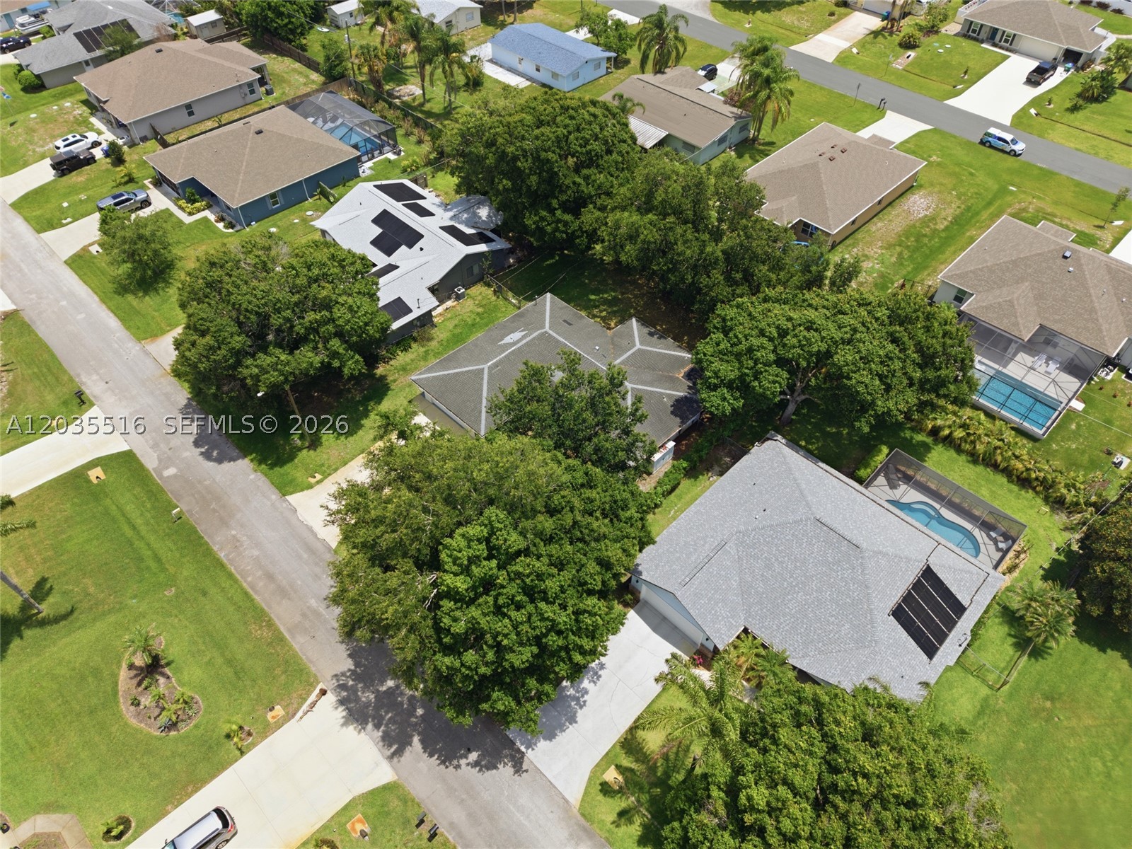SEBASTIAN HIGHLANDS UNIT - Residential