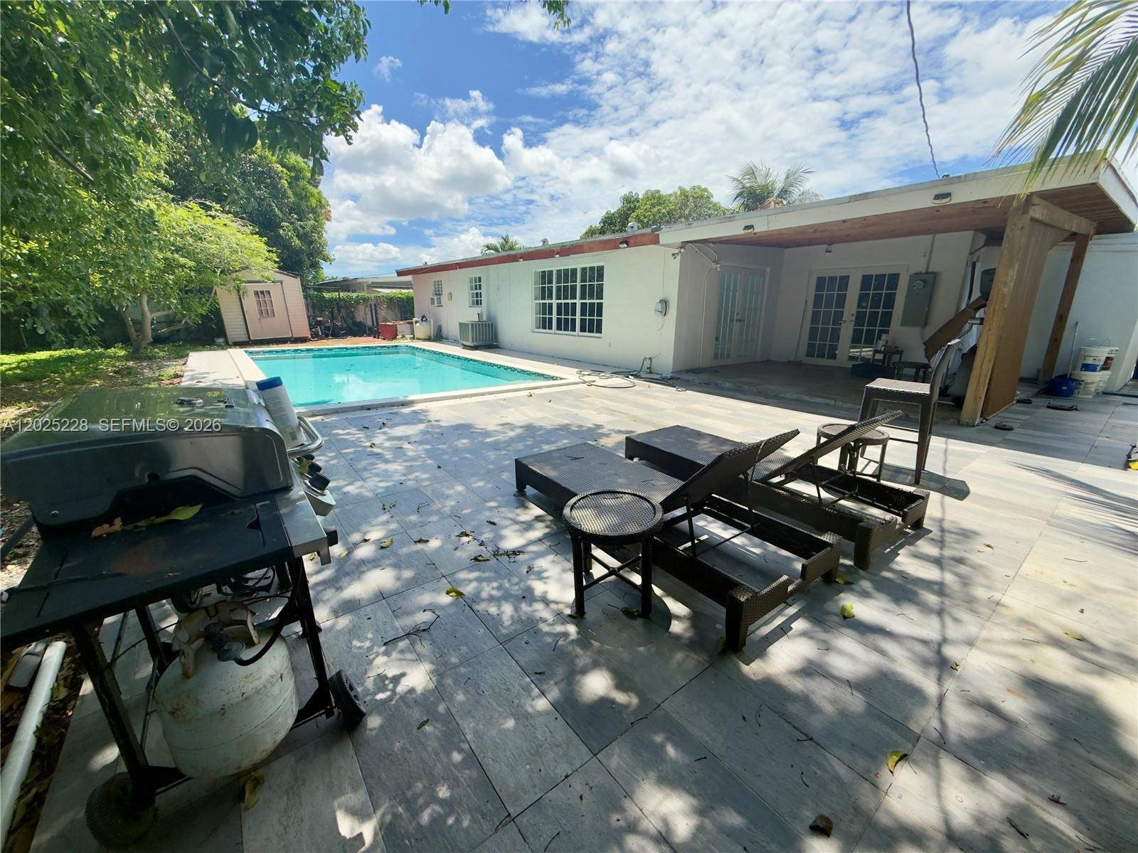 CAROL CITY 1 ST ADDN - Residential