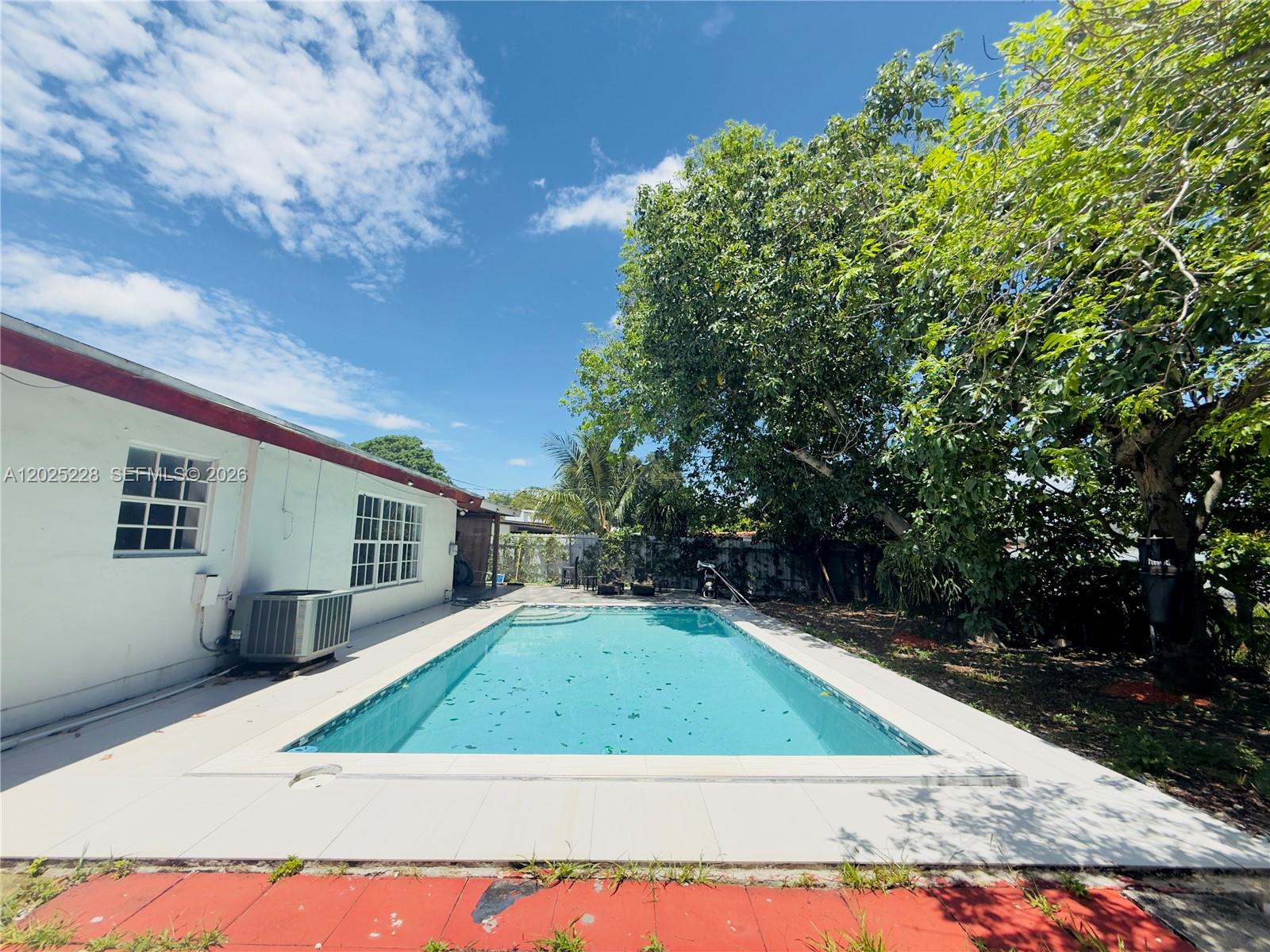 CAROL CITY 1 ST ADDN - Residential