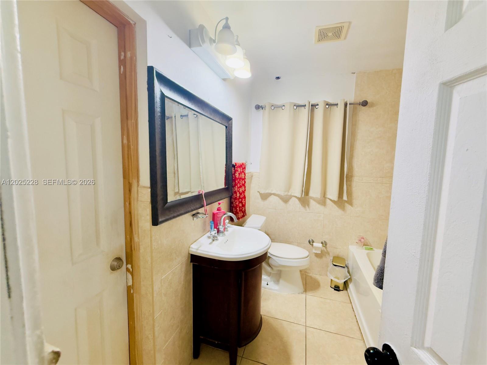 CAROL CITY 1 ST ADDN - Residential