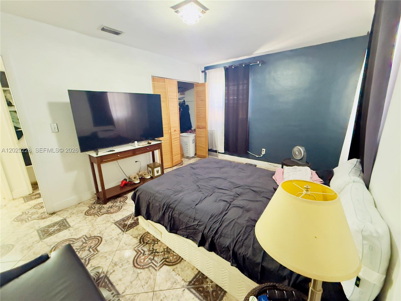 CAROL CITY 1 ST ADDN - Residential