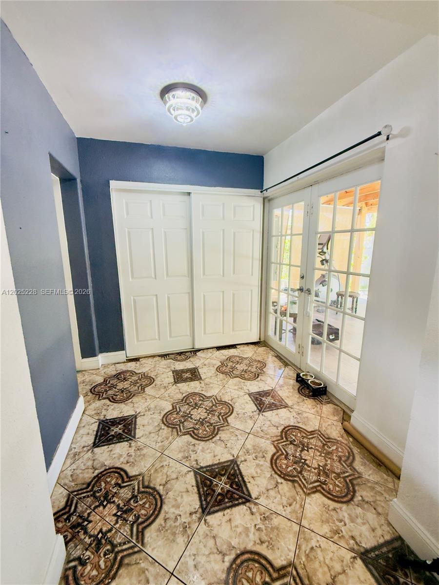 CAROL CITY 1 ST ADDN - Residential