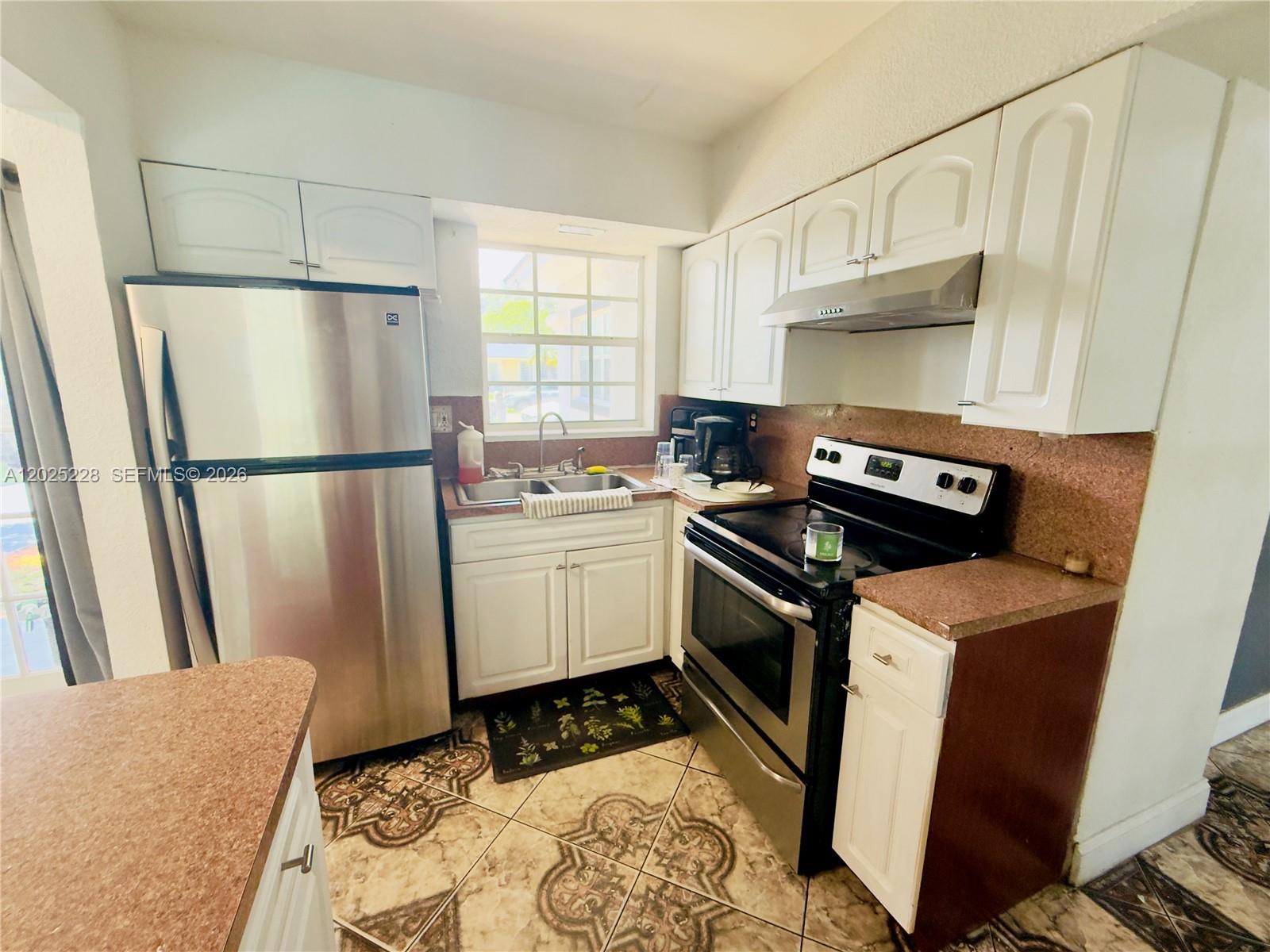 CAROL CITY 1 ST ADDN - Residential
