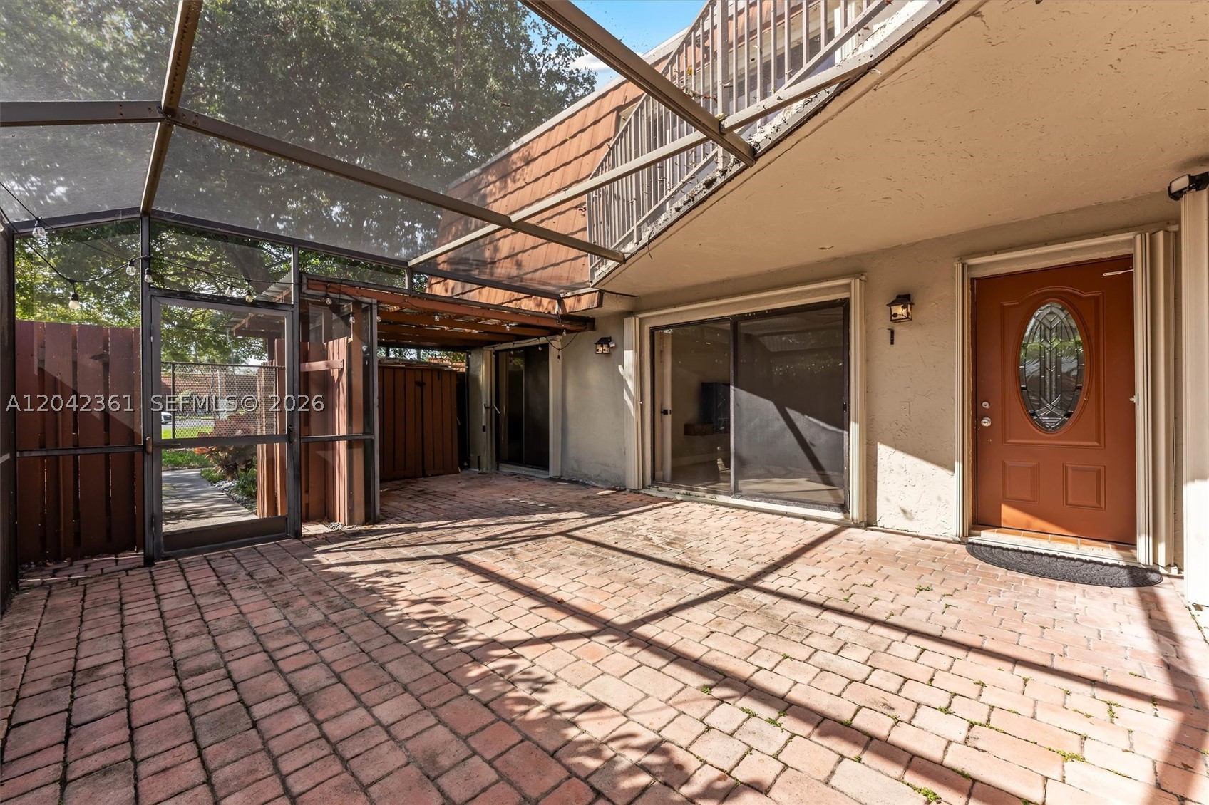C H E ACRES - Residential