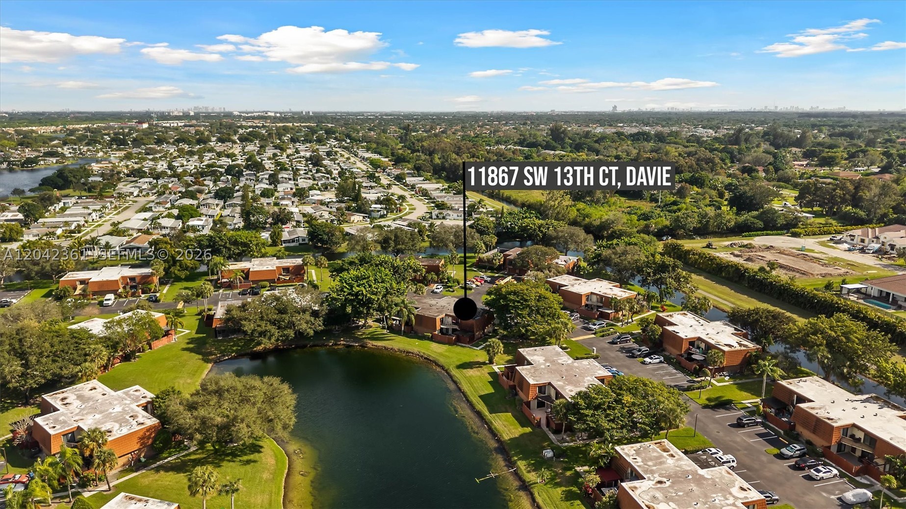 C H E ACRES - Residential