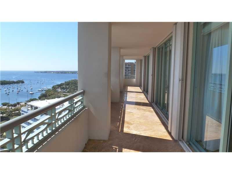RITZ-CARLTON - Residential Lease