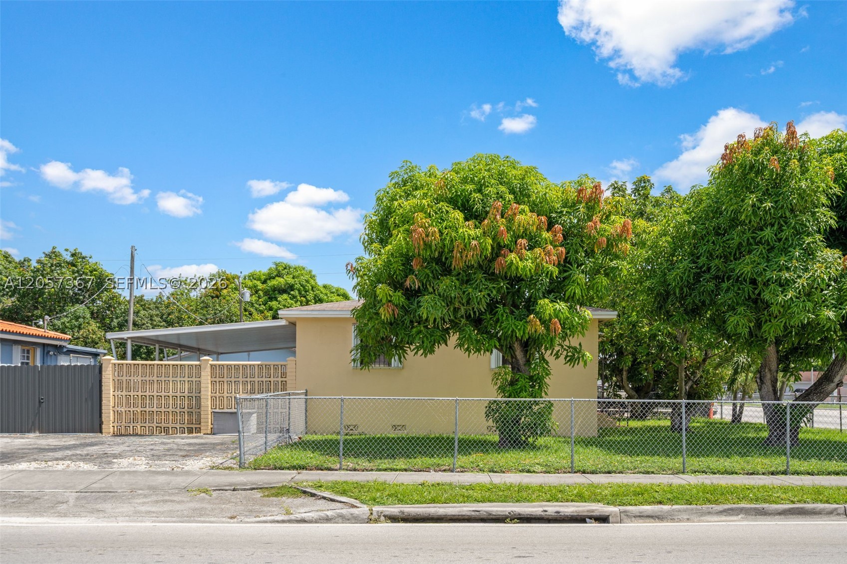 HIALEAH 13TH ADDN AMD PL - Residential