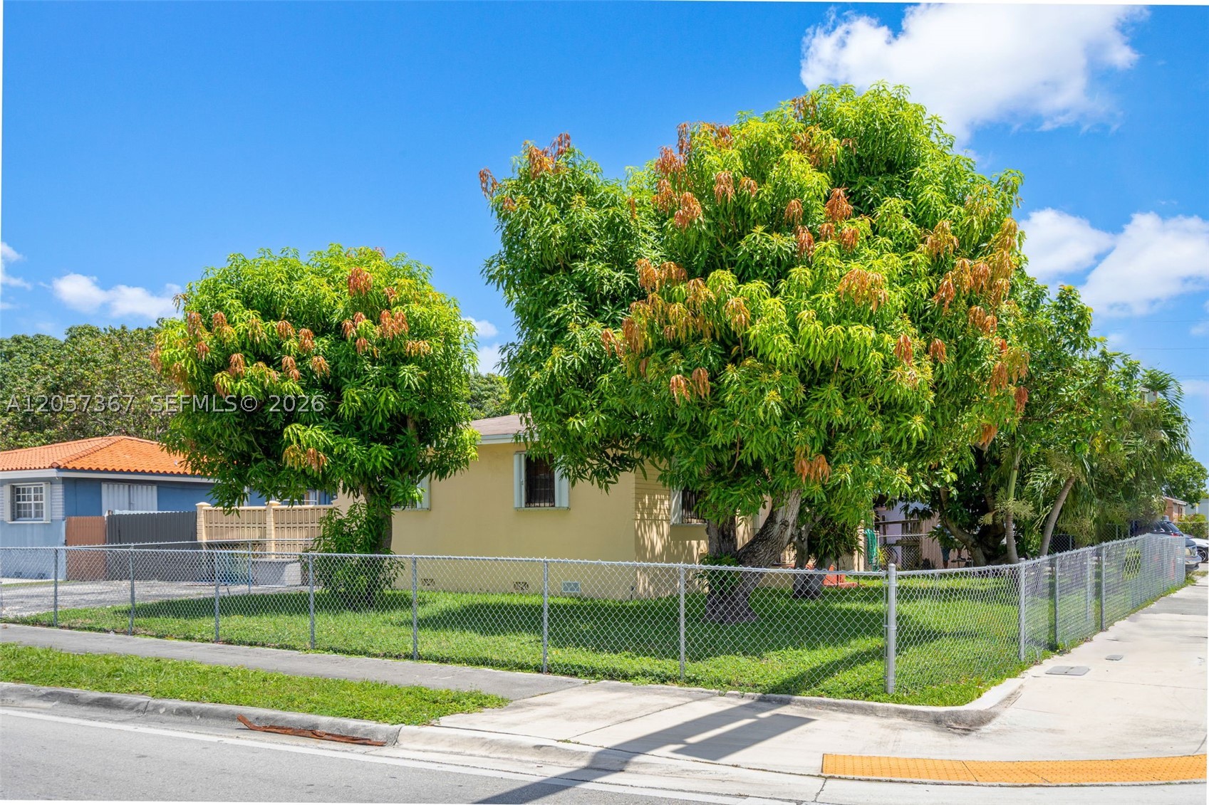 HIALEAH 13TH ADDN AMD PL - Residential