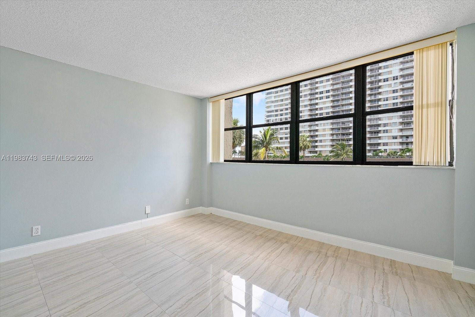 AVANT GARDE CONDO - Residential