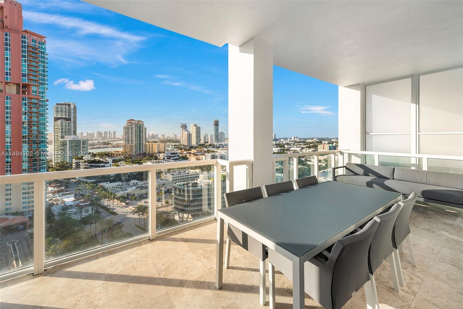 CONTINUUM ON SOUTH BEACH - Residential