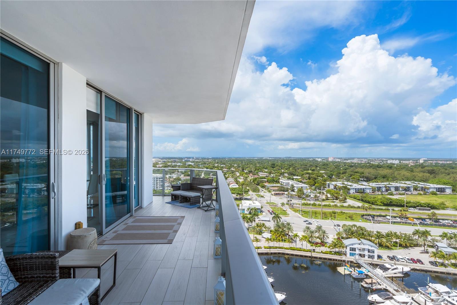 MARINA PALMS RESIDENCES S - Residential