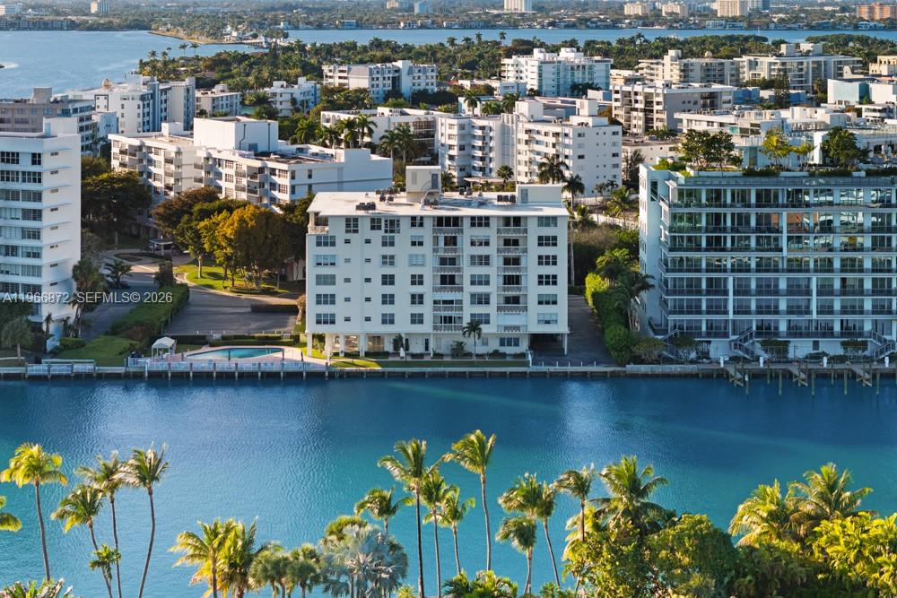 CARAVELLE CONDO - Residential