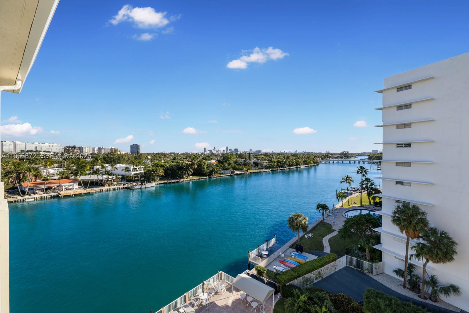 CARAVELLE CONDO - Residential