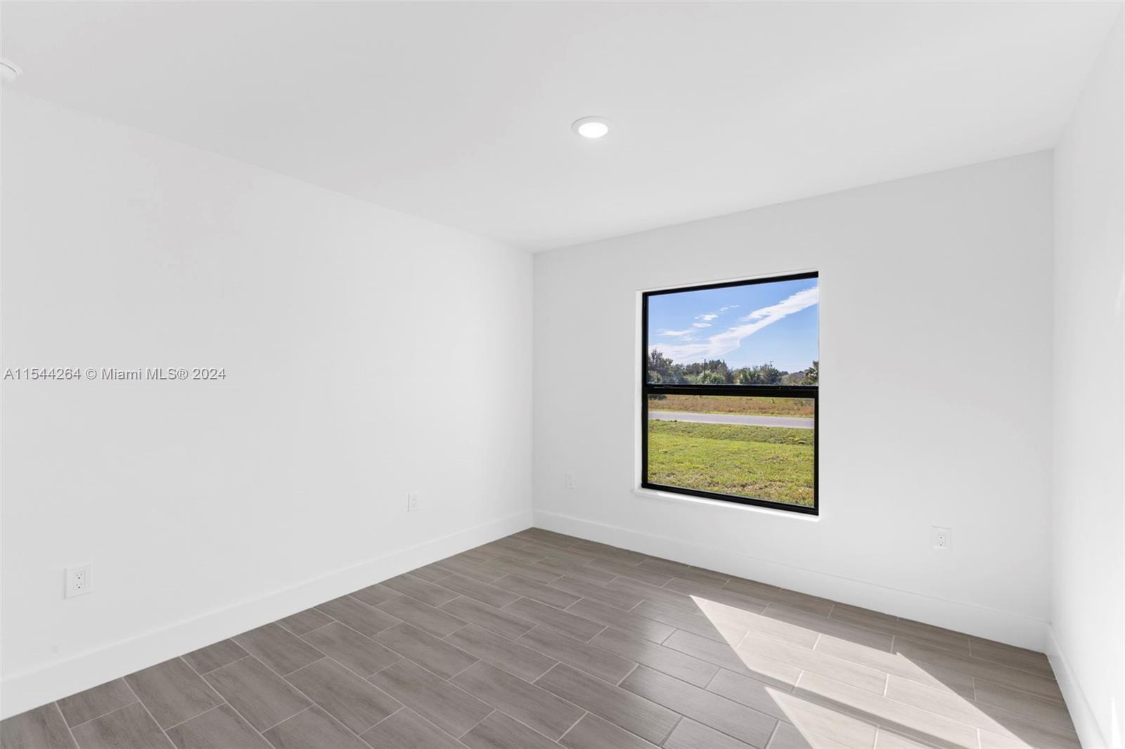 LEHIGH ACRES - Residential Income