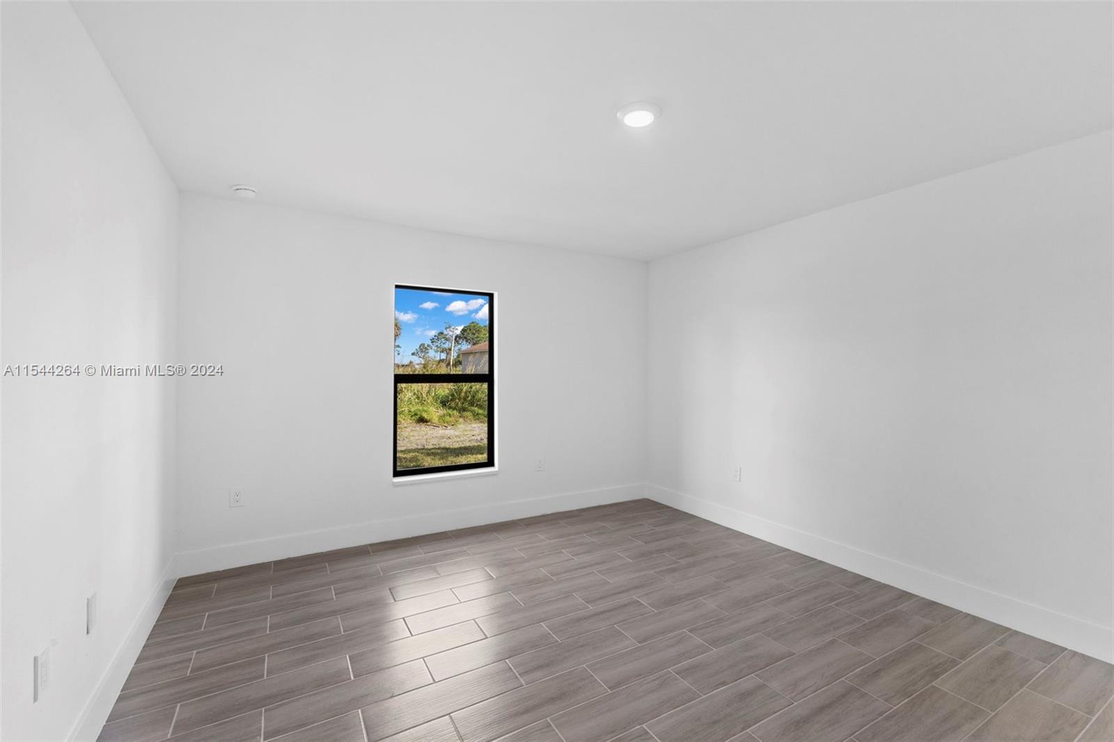 LEHIGH ACRES - Residential Income