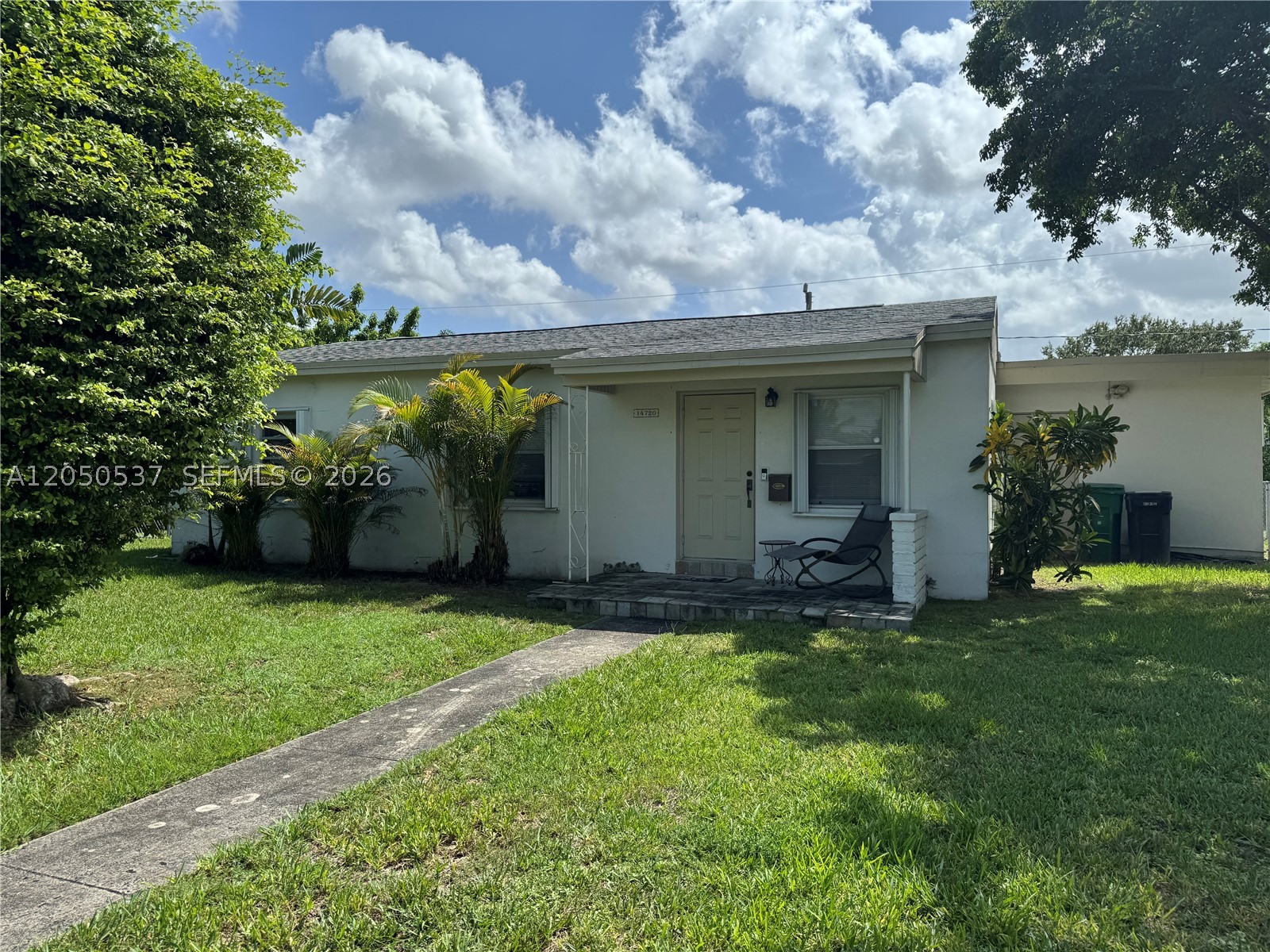 RICHMOND HEIGHTS - Residential