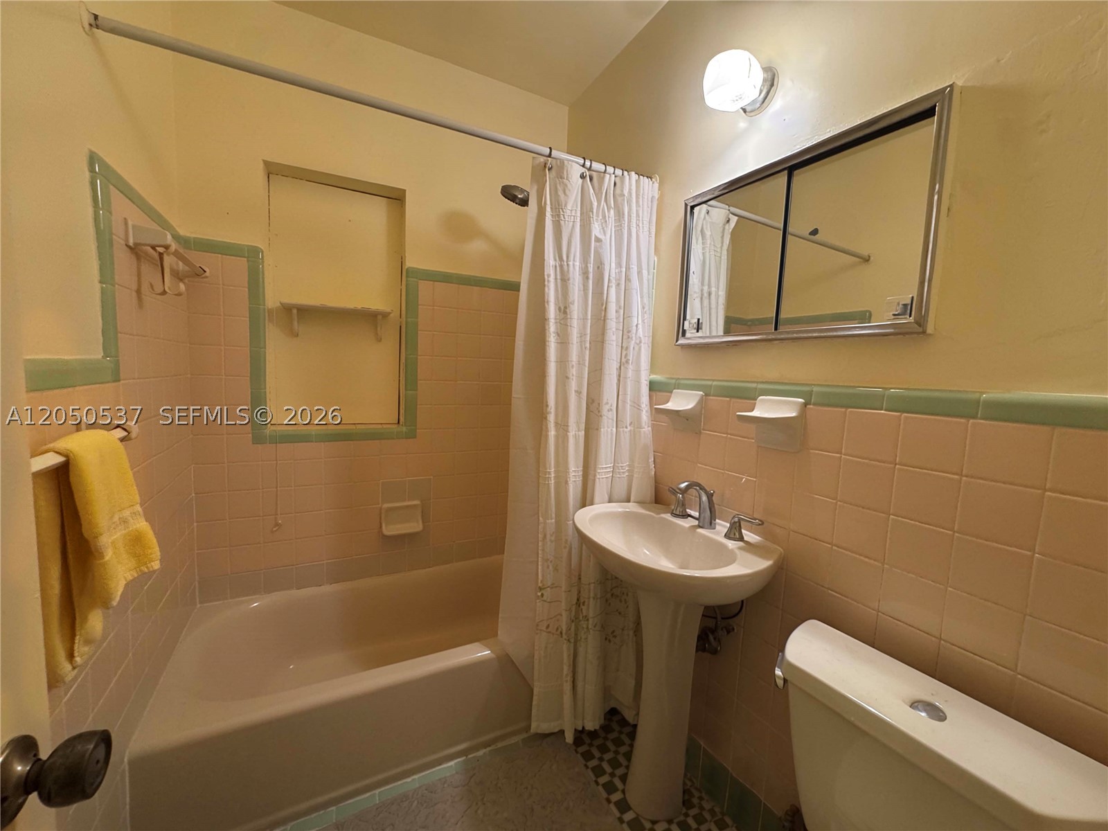 RICHMOND HEIGHTS - Residential